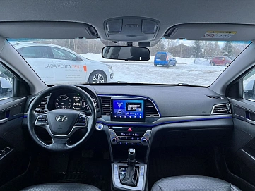 Hyundai Elantra, 2016г, передний привод, автомат