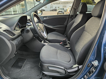 Hyundai Solaris, 2015г, передний привод, автомат