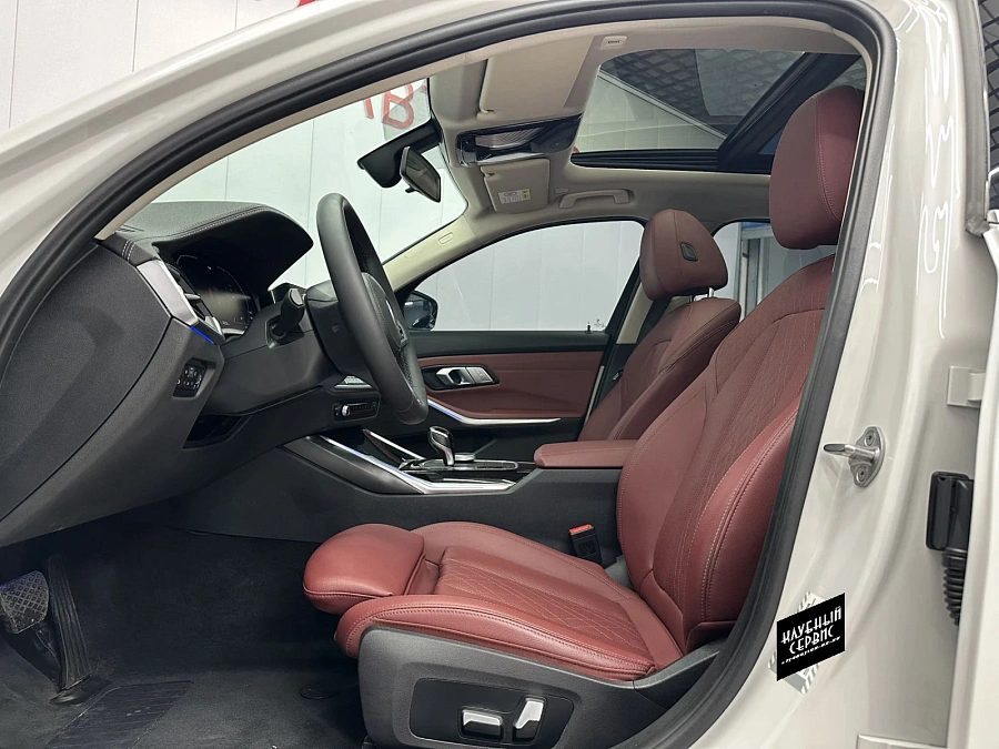 BMW 3 серии, 2022г., задний привод, автомат