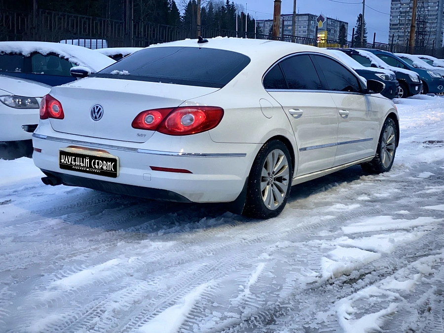 Volkswagen Passat CC, 2009г., передний привод, автомат