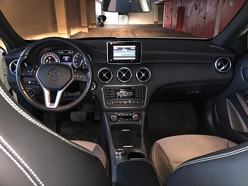 Mercedes-Benz A-Класс, 2014г, передний привод, робот