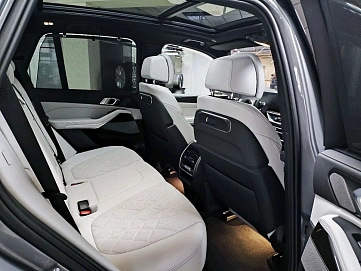 BMW X5, 2024г, полный привод, автомат