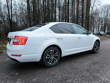 Skoda Octavia, 2016г, передний привод, механика