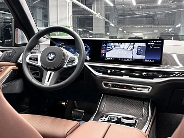 BMW X7, 2023г, полный привод, автомат