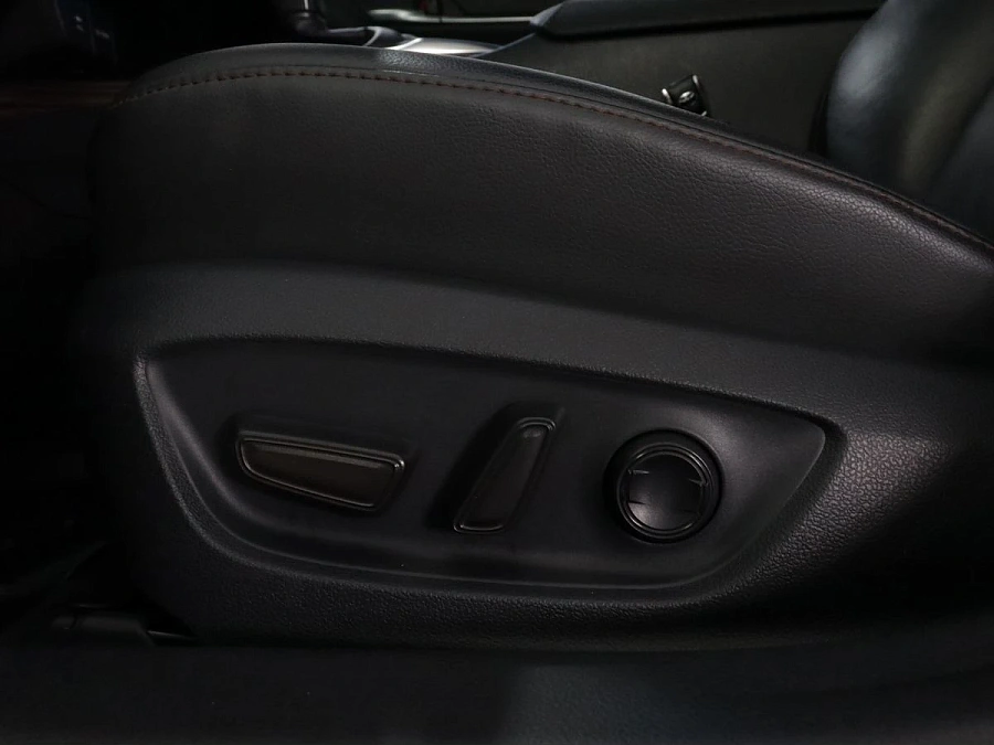 Toyota Camry, 2020г., передний привод, автомат