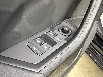 Skoda Superb, 2025г, передний привод, робот