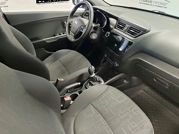 Kia Rio, 2015г, передний привод, механика