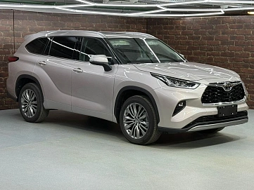 Toyota Highlander, 2025г, полный привод, автомат