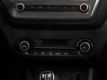 Kia Rio, 2016г, передний привод, механика