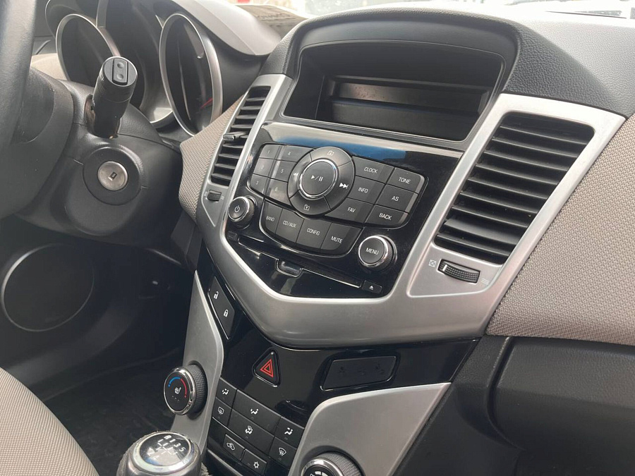 Chevrolet Cruze, 2012г., передний привод, механика