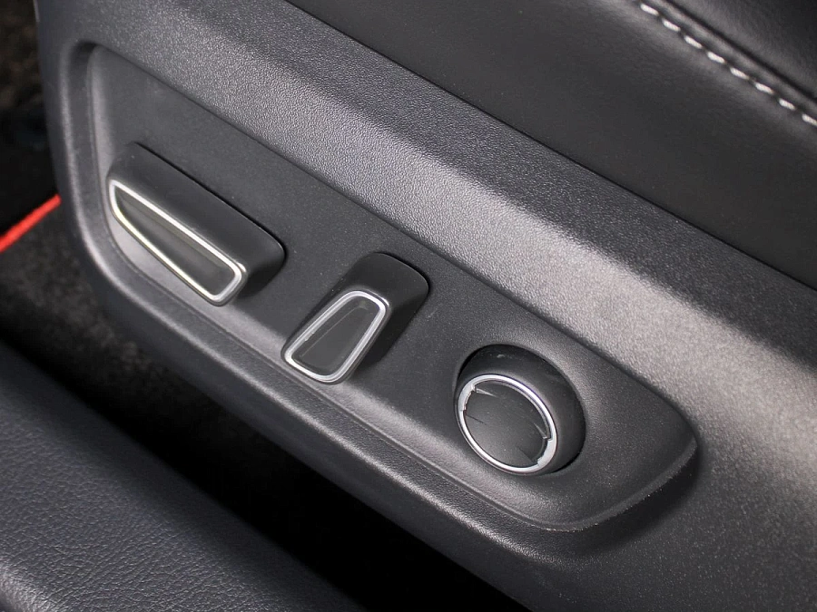 Toyota Camry, 2026г., передний привод, вариатор