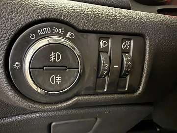 Opel Astra, 2011г, передний привод, автомат