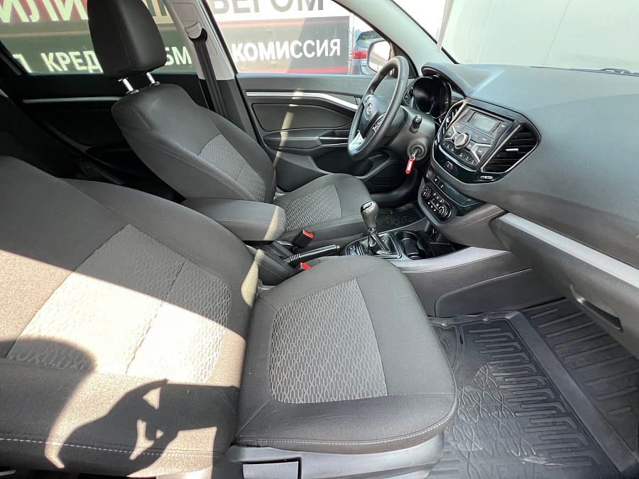 Lada (ВАЗ) Vesta, 2019г., передний привод, механика