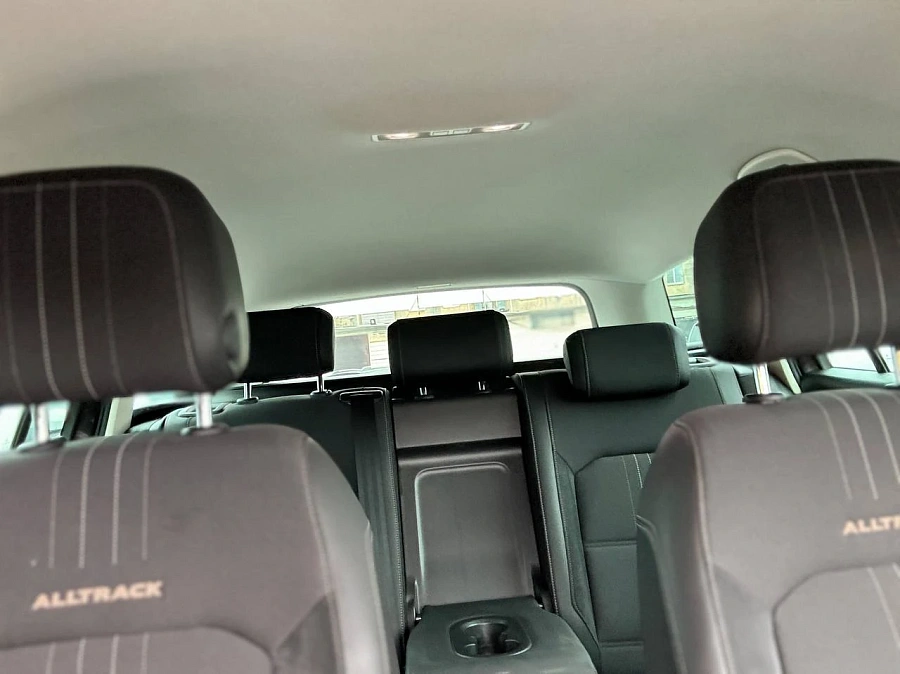 Volkswagen Passat, 2019г., полный привод, робот