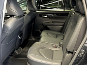 Toyota Highlander, 2022г., полный привод, автомат