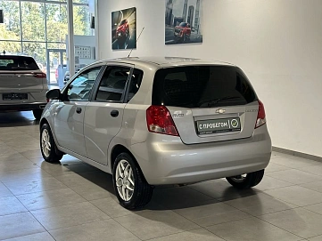 Chevrolet Aveo, 2007г, передний привод, механика