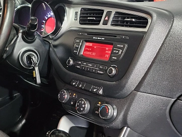 Kia Ceed, 2013г, передний привод, автомат