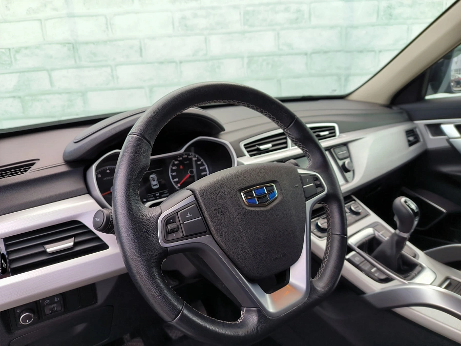 Geely Atlas, 2019г., передний привод, механика