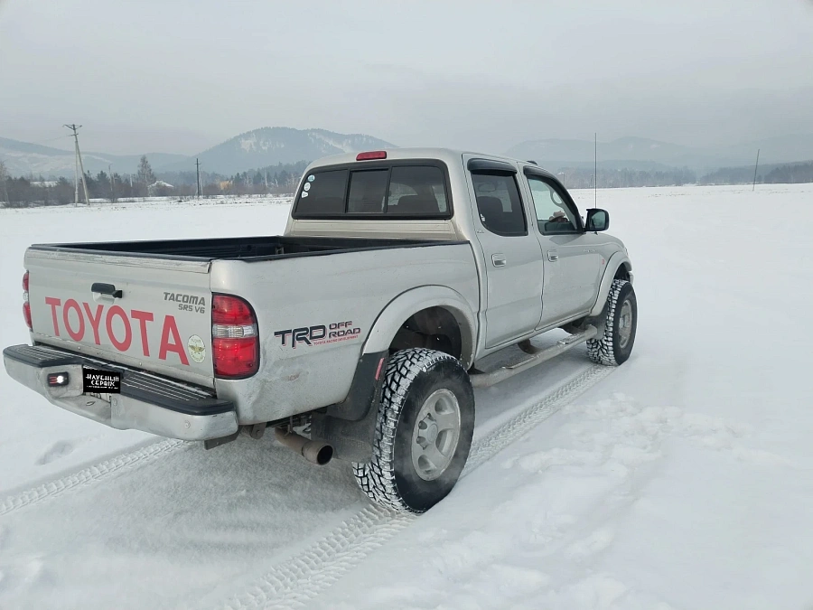 Toyota Tacoma, 2001г., полный привод, автомат