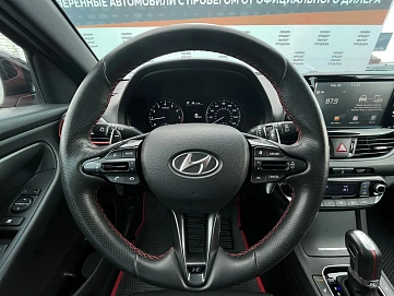Hyundai Elantra, 2020г, передний привод, автомат
