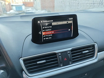 Mazda 3, 2018г., передний привод, автомат