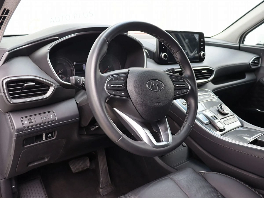 Hyundai Santa Fe, 2021г., полный привод, робот