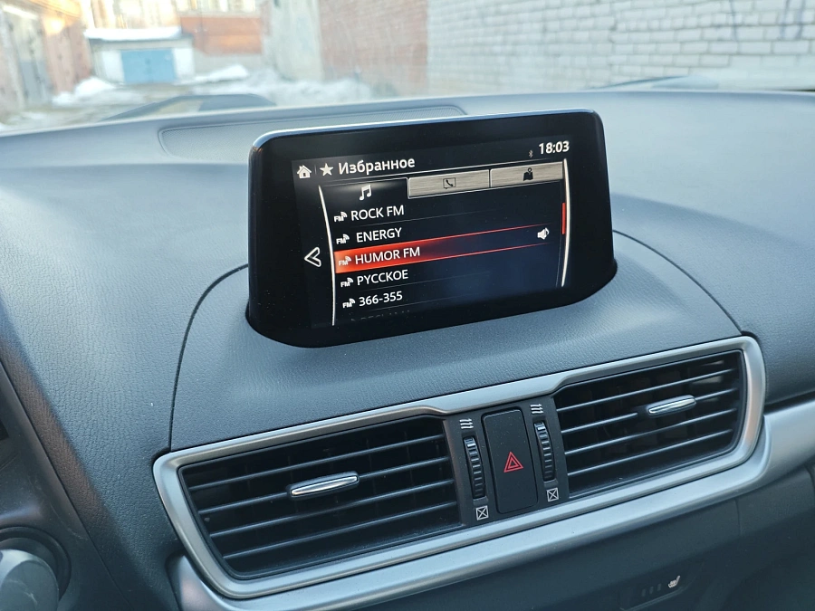 Mazda 3, 2018г., передний привод, автомат