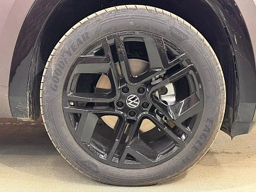 Volkswagen Teramont, 2025г, полный привод, робот