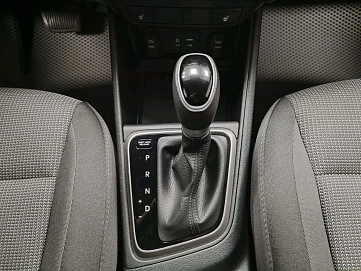 Hyundai Solaris, 2018г, передний привод, автомат
