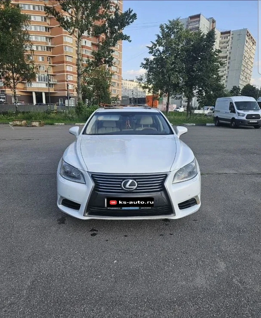 Lexus LS, 2014г., полный привод, автомат
