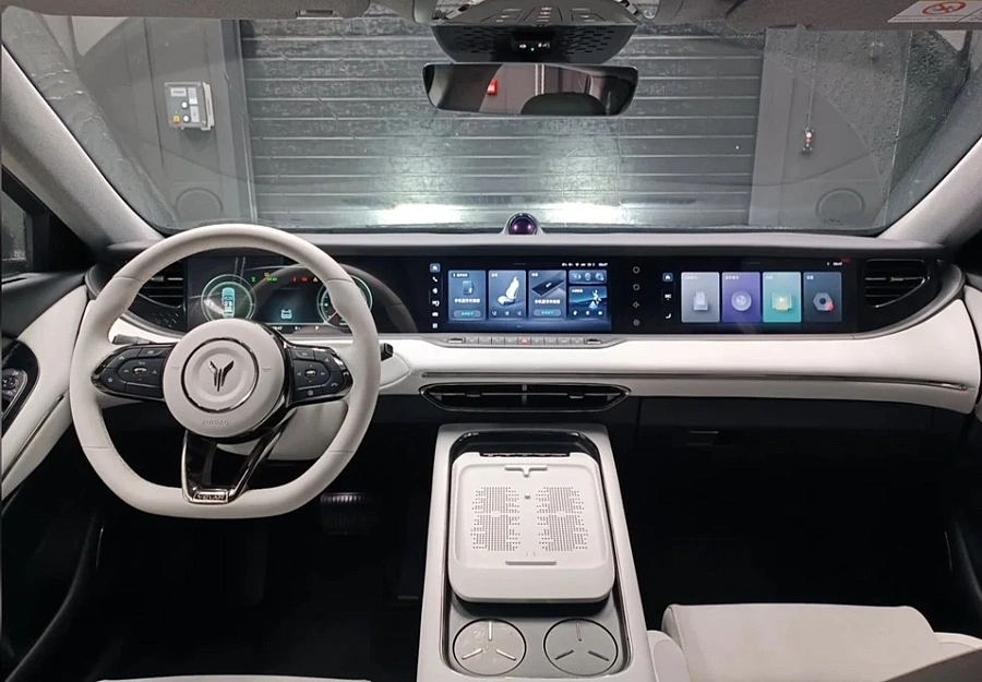 Voyah Free, 2024г., полный привод, автомат