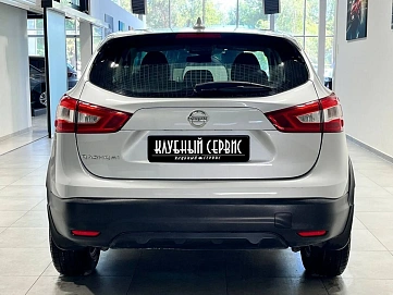 Nissan Qashqai, 2017г, передний привод, вариатор