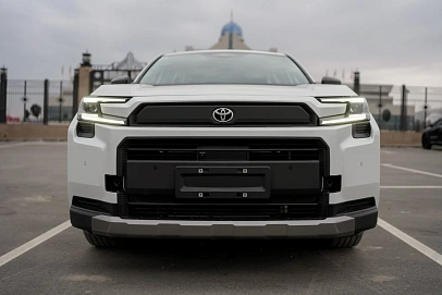 Toyota RAV4, 2025г, полный привод, вариатор