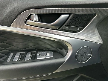Genesis G70, 2021г, полный привод, автомат