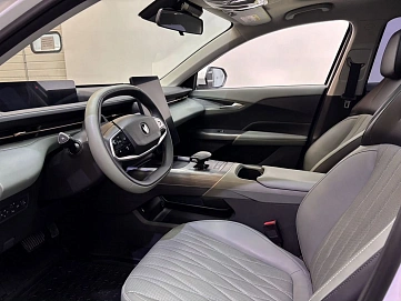 Changan Lamore, 2023г, передний привод, робот