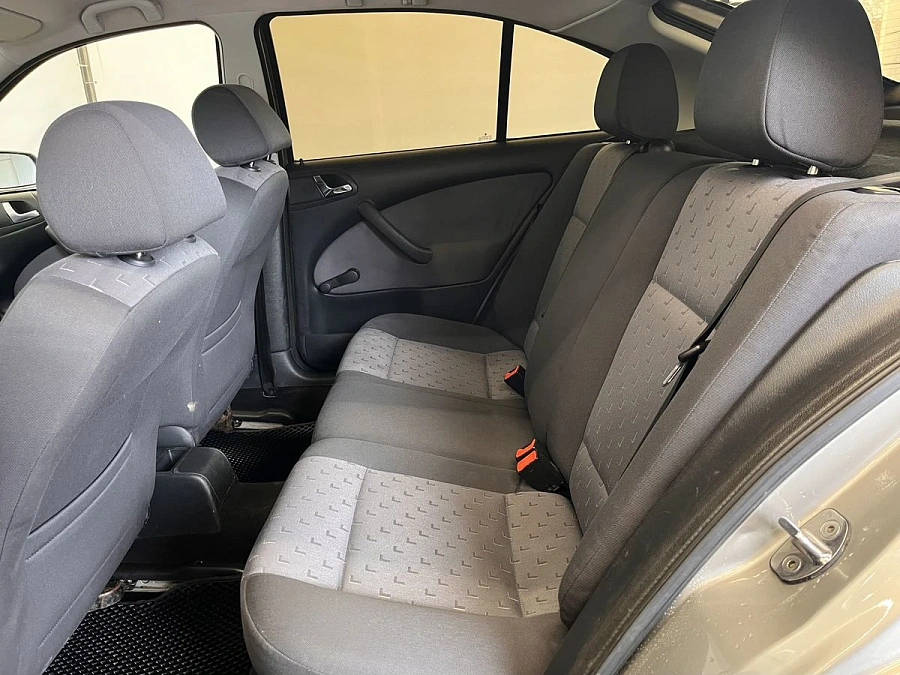 Skoda Octavia, 2008г., передний привод, механика