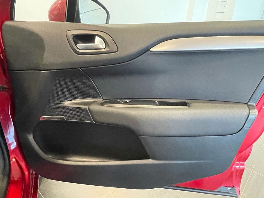 Citroen C4, 2012г., передний привод, автомат