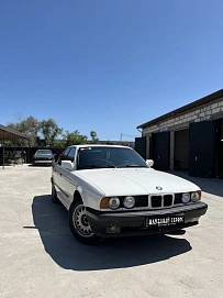 BMW 5 серии, 1988г, задний привод, механика