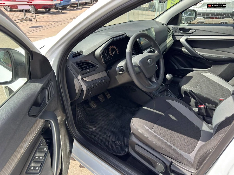 Lada (ВАЗ) Vesta, 2023г., передний привод, механика