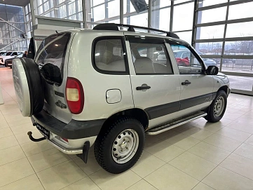 Chevrolet Niva, 2005г, полный привод, механика