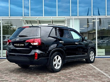 Kia Sorento, 2012г, полный привод, автомат