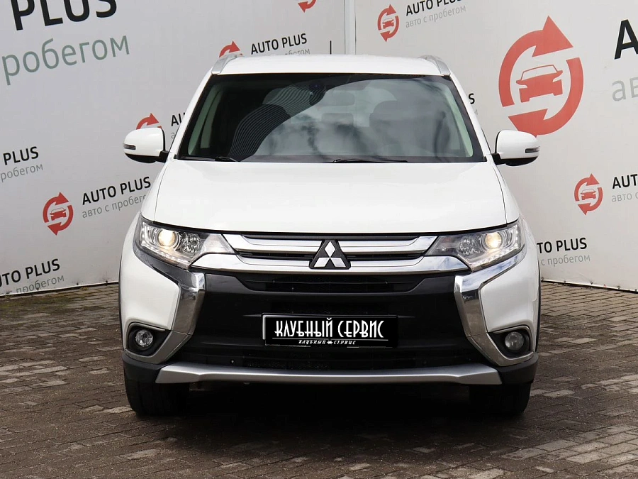 Mitsubishi Outlander, 2015г., полный привод, вариатор
