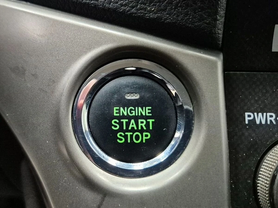 Toyota Land Cruiser, 2011г., полный привод, автомат