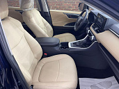 Toyota RAV4, 2022г., полный привод, вариатор