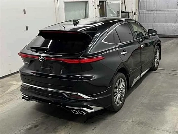 Toyota Harrier, 2022г, передний привод, вариатор