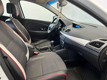 Renault Megane, 2013г, передний привод, механика
