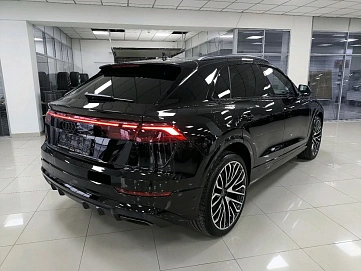 Audi Q8, 2024г, полный привод, автомат