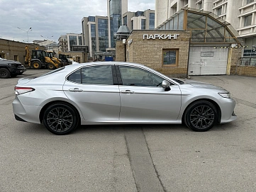 Toyota Camry, 2020г, передний привод, автомат