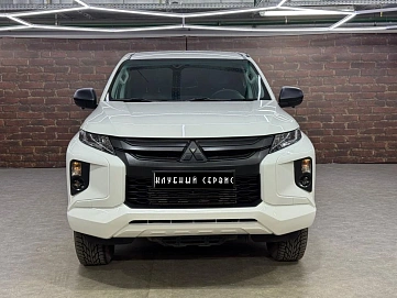Mitsubishi L200, 2022г, полный привод, автомат