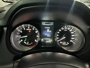 Nissan Qashqai, 2014г, передний привод, вариатор